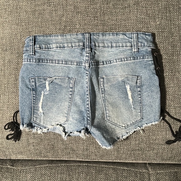 Jean shorts with side lace up - Picture 2 of 3